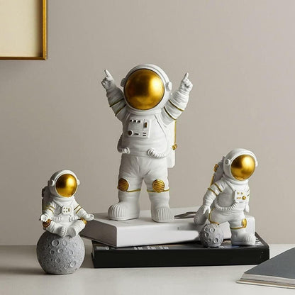 Astronaut Figurine Set | Space-Themed Decor Set | Crazyshopy