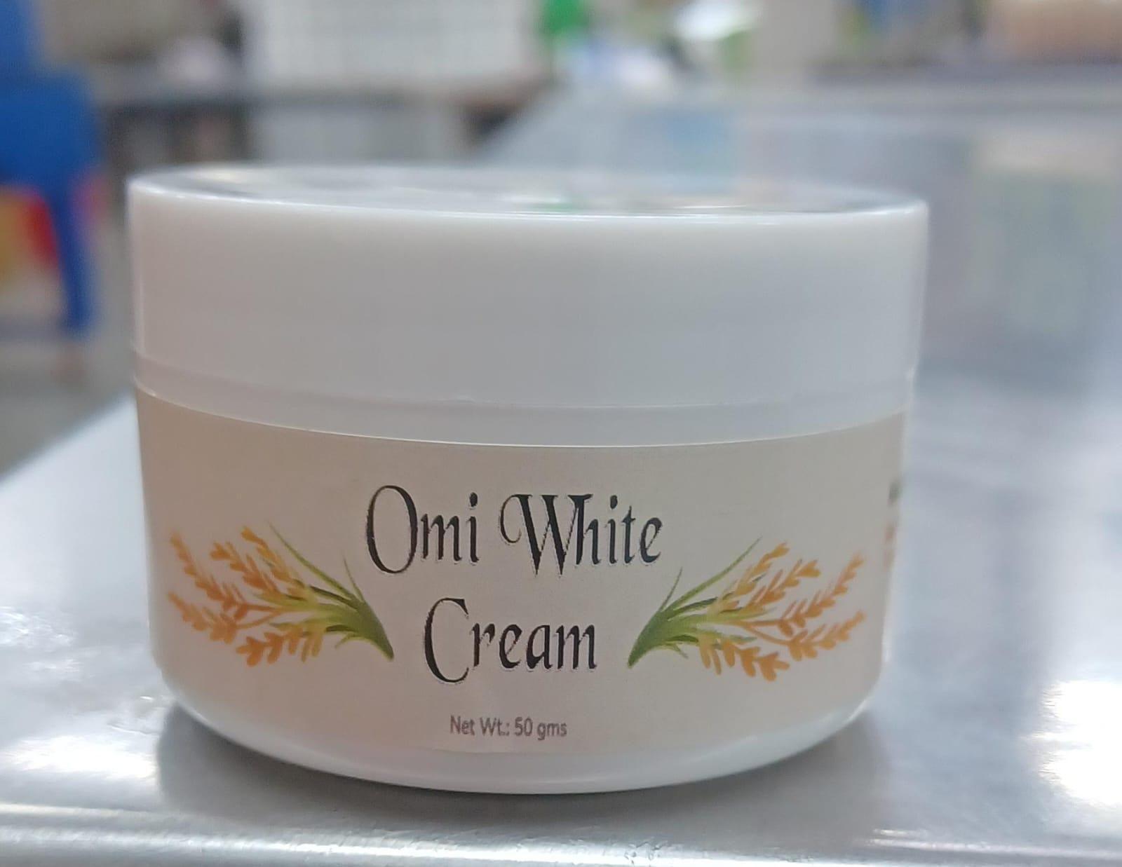 OMICARE organics Skin glow and Whitening Cream - Crazyshopy